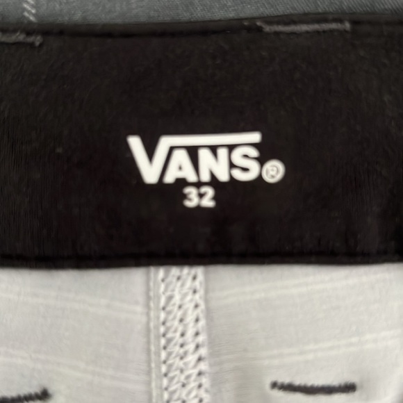 Vans Men's Charcoal Striped Flat Front Shorts - Picture 6 of 8